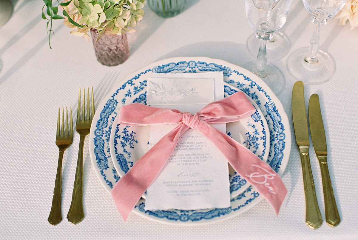 monogrammed napkin bow for romantic and elegant wedding